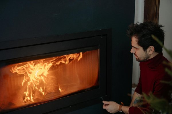 Top 5 raisons de choisir une porte de garage sectionnelle 95 alliant sécurité et design